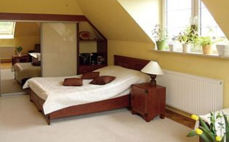 Dom tani w utrzymaniu, choć niemały