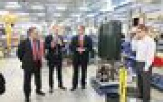 Waldemar Pawlak odwiedził Danfoss 