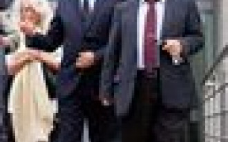 Profesor Szewach Weiss z wizytą w Grupie Paradyż