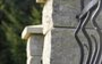 Daszki Joniec w kolorze kremowym