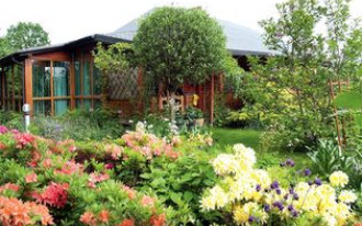 Dach z poliwęglanu w ogrodzie zimowym