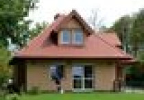 Wypoczynek w ogrodzie i kosztowne dojazdy