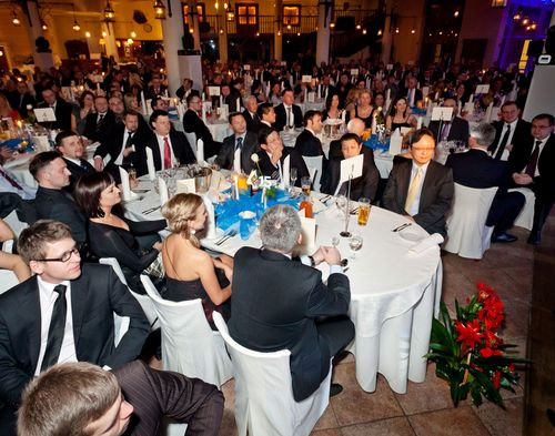 Goście, którzy przybyli na uroczystość 15-lecia firmy Klima-Therm