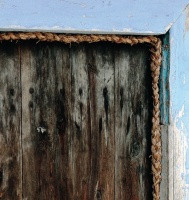 Splecione źdźbła słomy