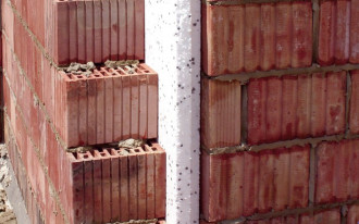 Czy współczynnik przenikania ciepła pustaka ma znaczenie?