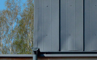 Jakie błędy najczęściej popełniają wykonawcy pokryć dachowych?