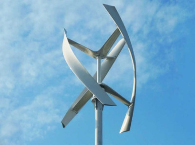 Jaka powinna być moc elektrowni wiatrowej i jakie są przybliżone koszty jej budowy?