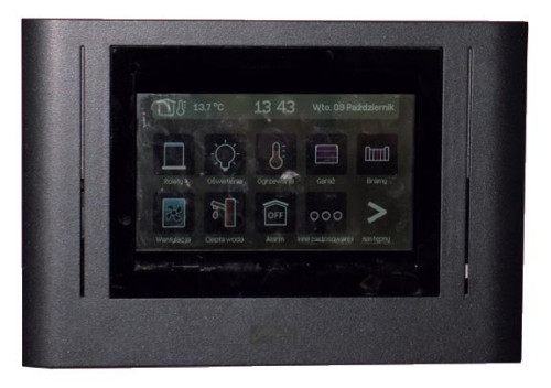 Panel sterujący, umożliwiający programowanie tzw. scenariuszy