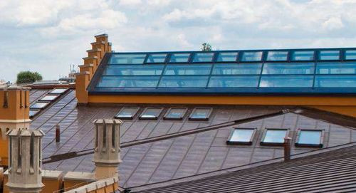 Okna Roto na Dworcu we Wrocławiu