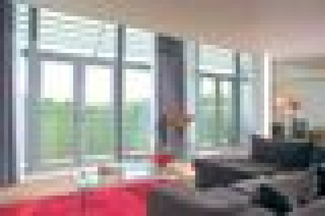 Okna, parapety i rolety