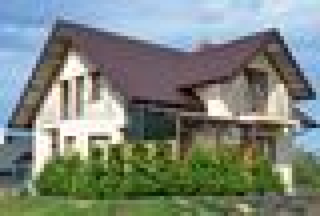 Z piwnicą i pompą ciepła