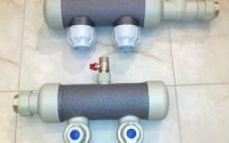 Rozdzielacze naścienne z rotametrami do pomp ciepła