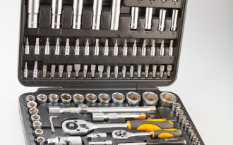 Nowe zestawy kluczy nasadowych TOPEX 38D644 i TOPEX 38D643