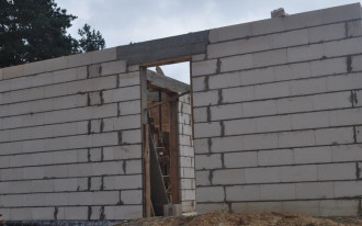 Jakie zaprawy są polecane do wznoszenia budynków z silikatów?