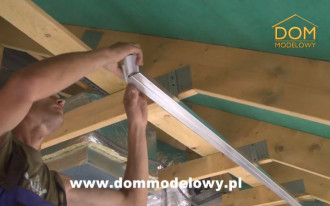 Zabudowa poddasza i podbitki dachowej z płyty gipsowej Lafarge