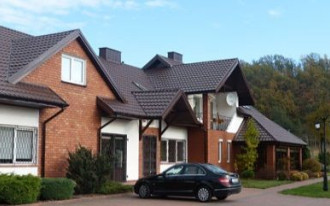 Plannja Flex – nowa modułowa blachodachówka