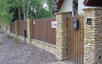 System bramowy przesuwny i samonośny