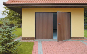 Koszt wykonania bramy garażowej rozwieranej