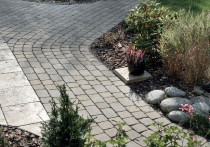 Ogrodowe ścieżki i podjazdy