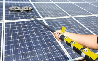 Nowość Kärcher! System szczotek do czyszczenia paneli słonecznych iSolar