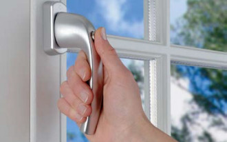 Nowa linia klamek okiennych Nowy York