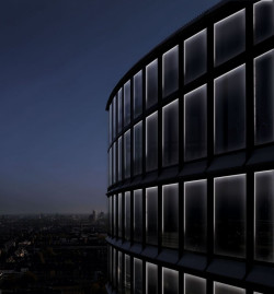 System podświetlenia fasad Schüco LightSkin