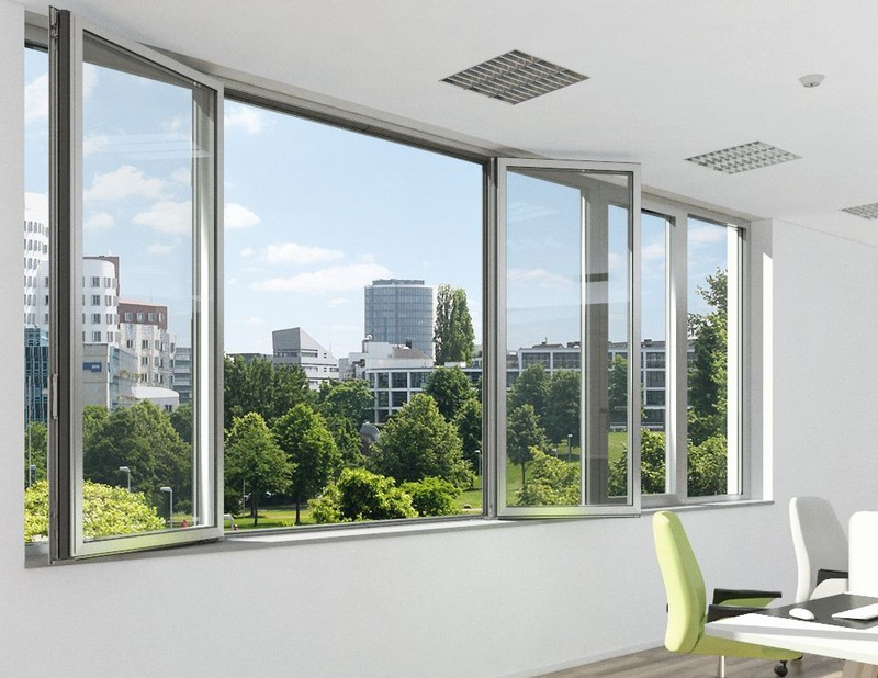 Ukryte okucie mechaniczne Schüco AvanTec Simply Smart oferuje nowe możliwości obsługi i podwyższoną wytrzymałość mechaniczną