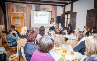 Akademia Kobiet Budujących Silka Ytong na półmetku