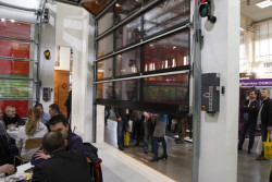 Aluminiowa brama segmentowa ALR Vitraplan