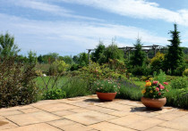 Na podmokłym gruncie