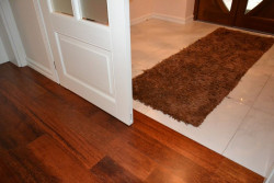 Posadzka z gresu w wiatrołapie