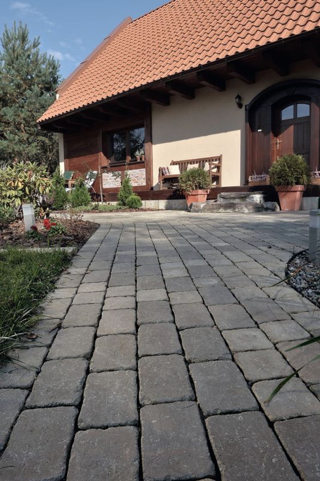 Nawierzchnie ogrodowe