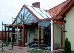 Etap szklenia konstrukcji