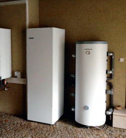 Polecanym rozwiązaniem jest tzw. instalacja biwalentna 