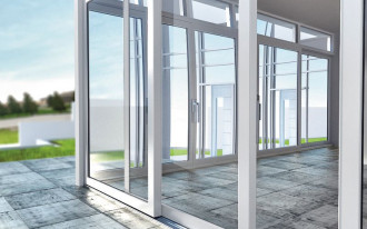 Montaż drzwi tarasowych o dużych przeszkleniach