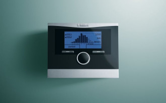 Nowy regulator systemowy calorMATIC 470/4 firmy Vaillant