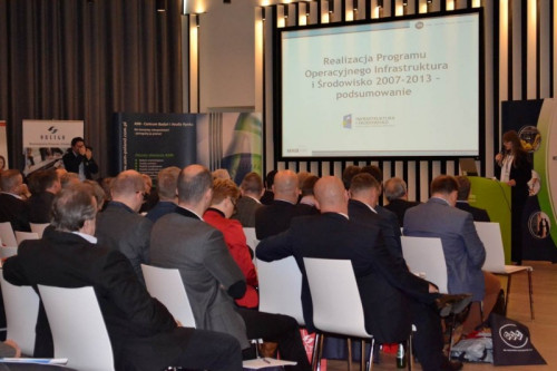 W następnej kolejności prowadzący konferencję Przemysław Dana (International PR Manager ASM), udzielił głosu Marcie Łuszczyńskiej 