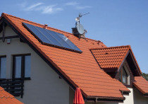 Montaż instalacji solarnej