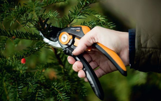 Narzędzia ogrodnicze i kosiarki