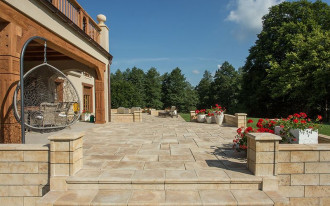 Bradstone Travero - kompletne rozwiązanie do aranżacji przestrzeni