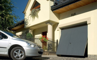 Wymiana bramy garażowej