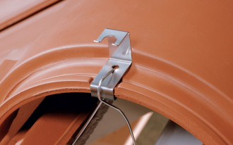 System FIRSTFIX® - szybki i łatwy montaż gąsiorów