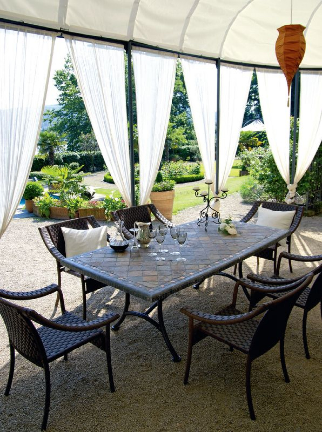 Meble ogrodowe, zacieniacze, altany