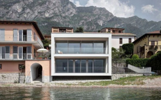 Dom z perspektywą na naturę