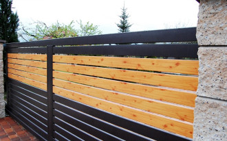 Nowość Konsport  - system ogrodzeniowy odwzorowujący drewno