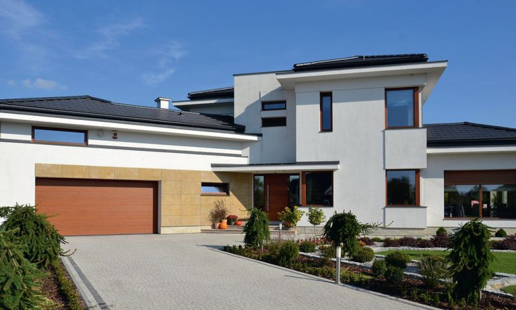 Murowany z pełnym piętrem