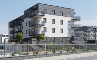 Jakie informacje zawiera deklaracja właściwości użytkowych i etykieta?