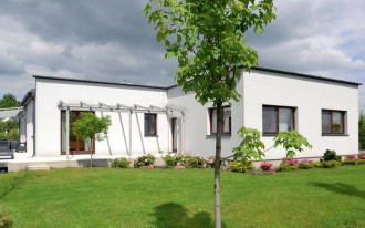 Parterowy z płaskim dachem