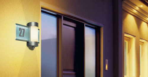 Oświetlenie zewnętrzne domu