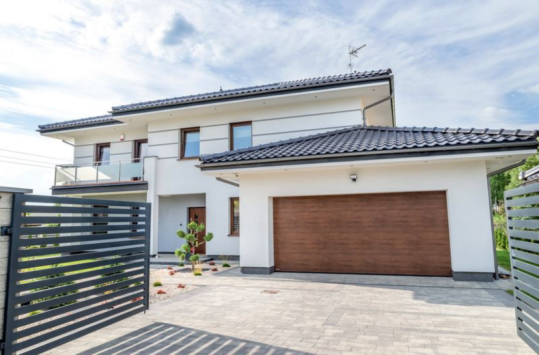 Wymiana bramy garażowej